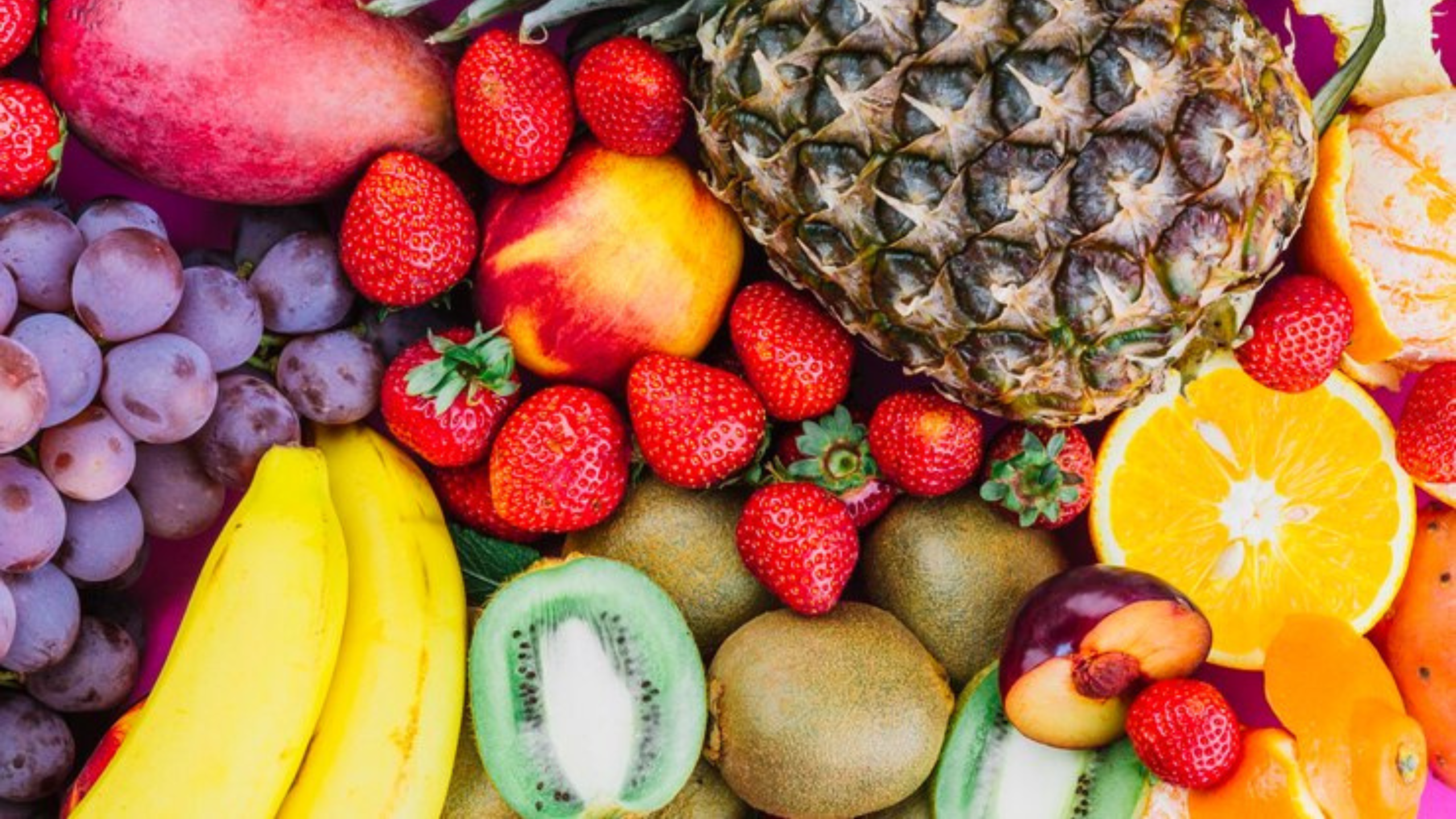 6 Frutas Essenciais para Incluir na Sua Alimentação e Reforçar o Sistema Imunológico