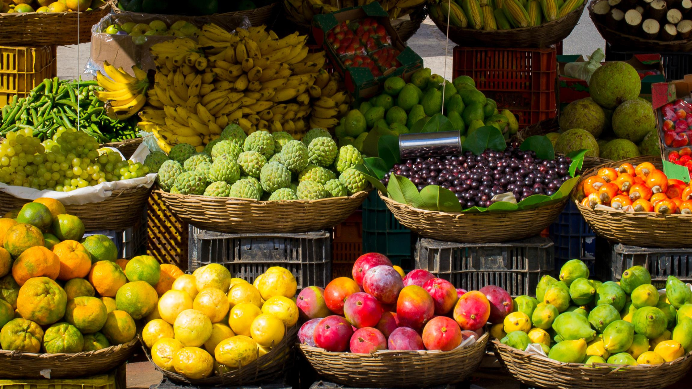 Como Escolher as Frutas Perfeitas na Quitanda Dois Irmãos